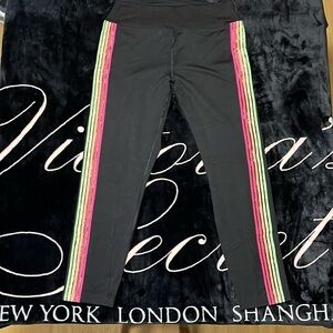 Victoria’s Secret PINK Ultimate leggings size Large